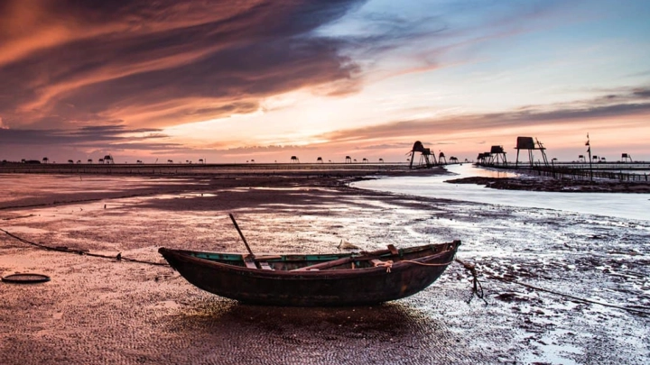 Ha Long Bay - Thai Binh - Slide 5