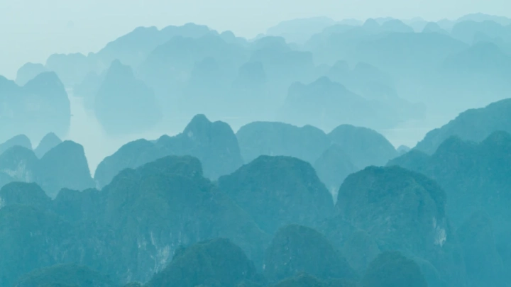 Ha Noi - Ha Long Bay - Slide 3